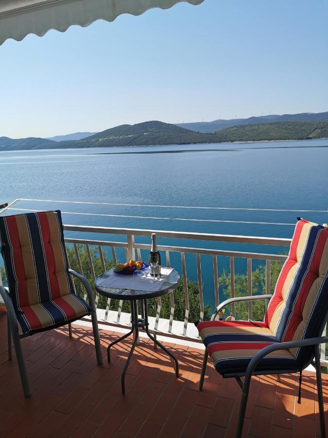 Apartments Ljiljana Klek Bagian luar foto