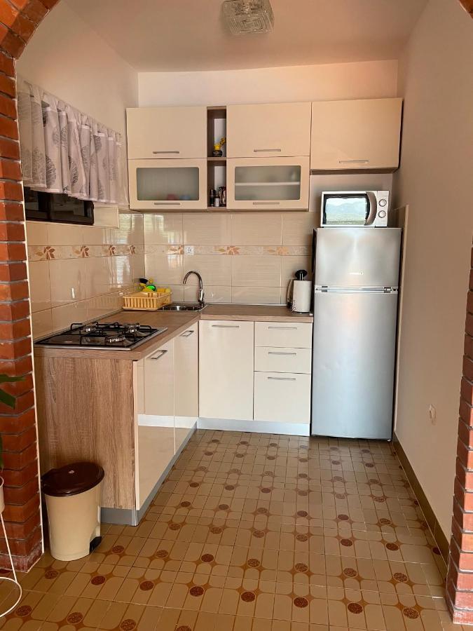 Apartments Ljiljana Klek Bagian luar foto