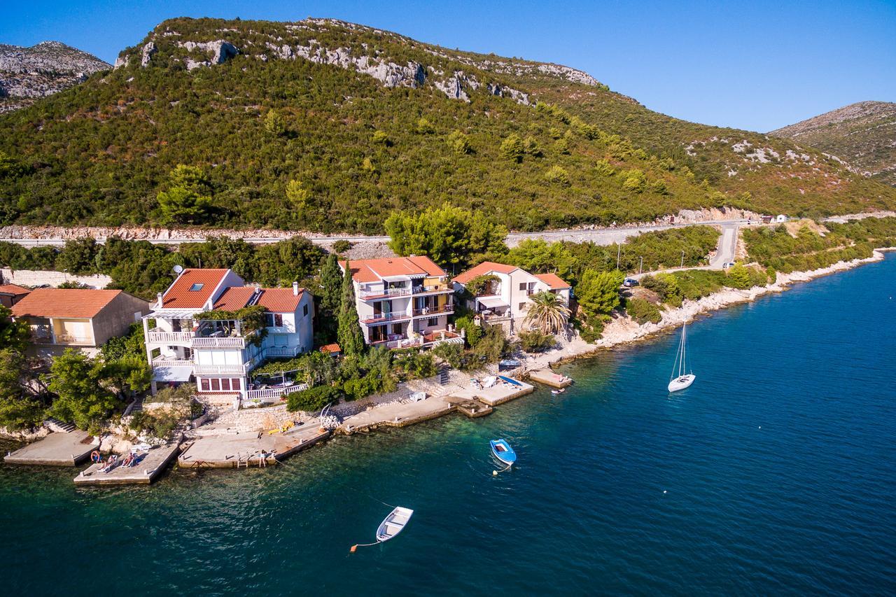 Apartments Ljiljana Klek Bagian luar foto